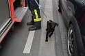 Welpen im Drehkranz vom KVB Bus eingeklemmt Koeln Chlodwigplatz P11